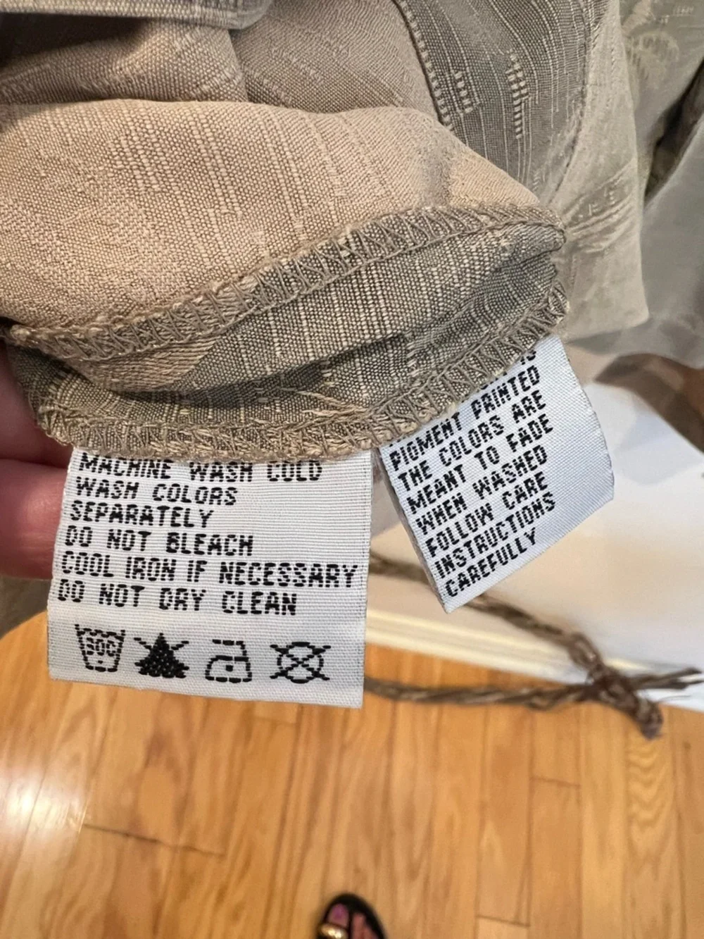 Men’s Tommy Bahama Silk Palm Print Camp Shirt in Olive. XXL. Like New. - Picture 5 of 6